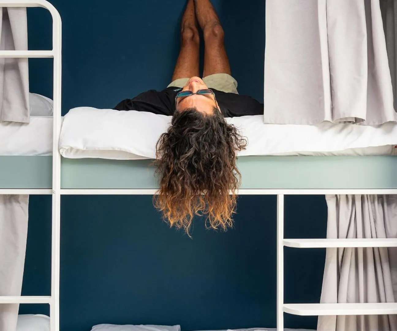 Zeus Is Loose Hostel Salonicco Grecia