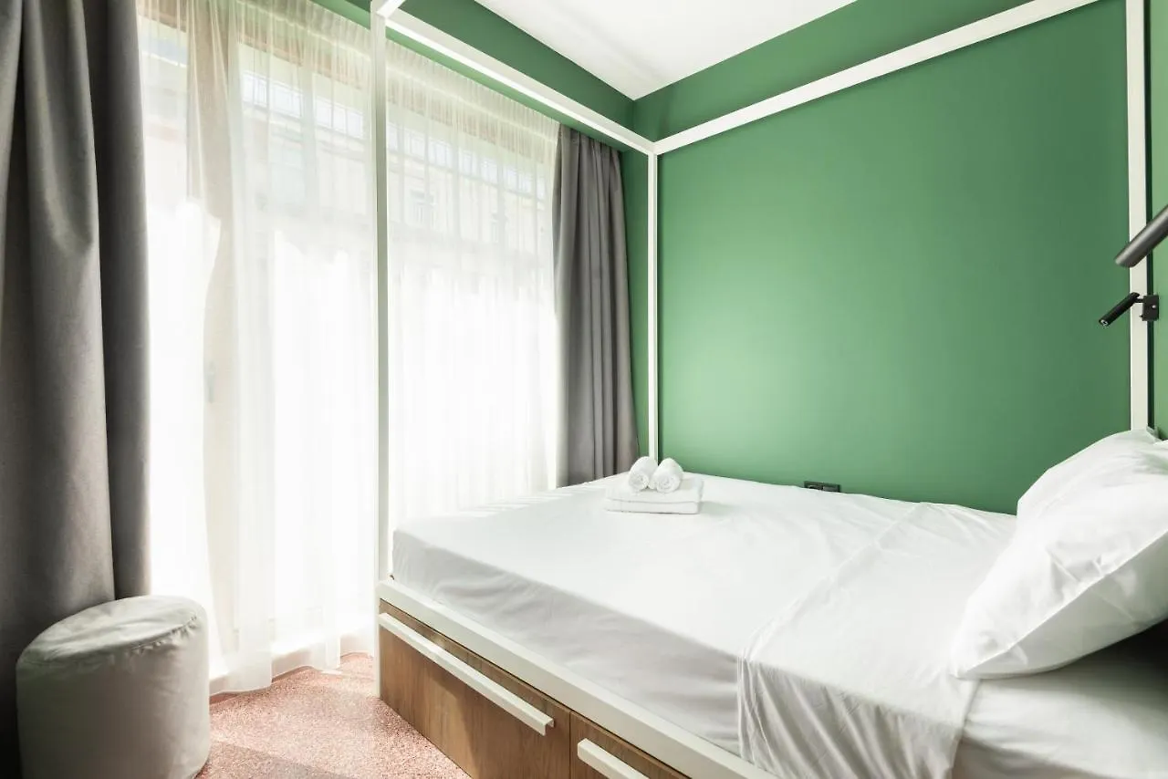 Zeus Is Loose Hostel Thessalonique