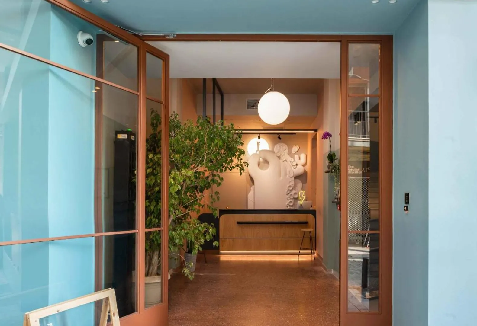 Zeus Is Loose Hostel Thessaloniki